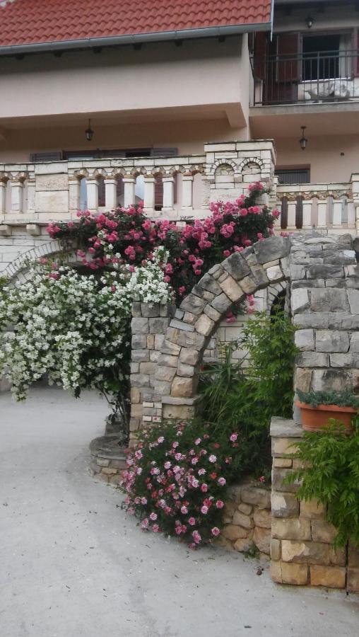 Ruza Skradin Exterior foto